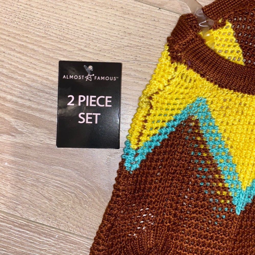 Plus Size Chevron Crochet Cami and Skirt Set - Gold
/TAGS New <3 - Picture 12 of 15